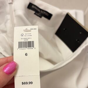 Banana Republic White Midi Skirt – NWT, Timeless & Chic size 6 crisp and clean